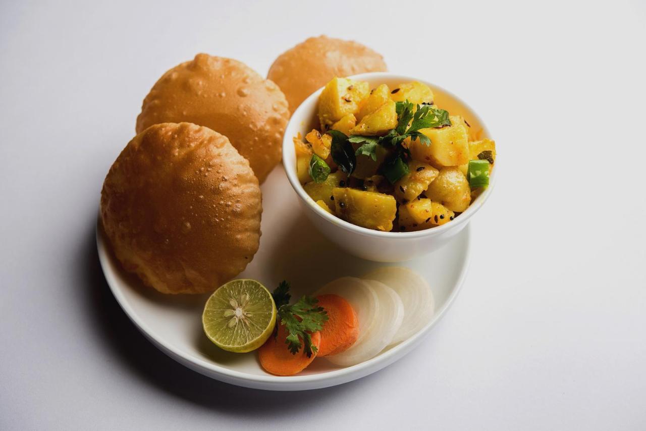 Spot On Sharma'S Kitchen & Home Stay Bajaura Buitenkant foto